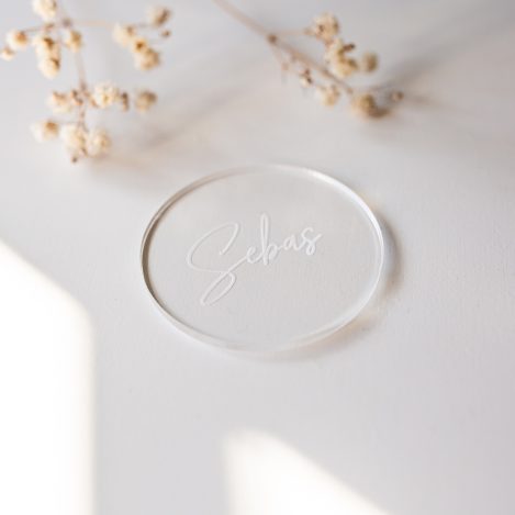 Marca sitios de metacrilato transparente modelo Isla Clear